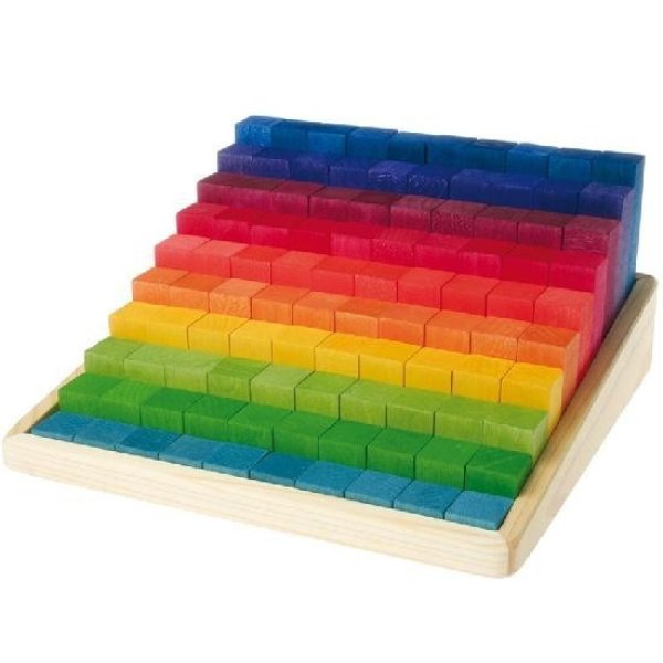 Grand escalier de blocs